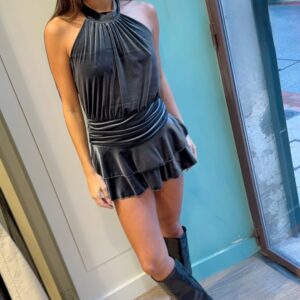 Vestido corto color gris oscuro